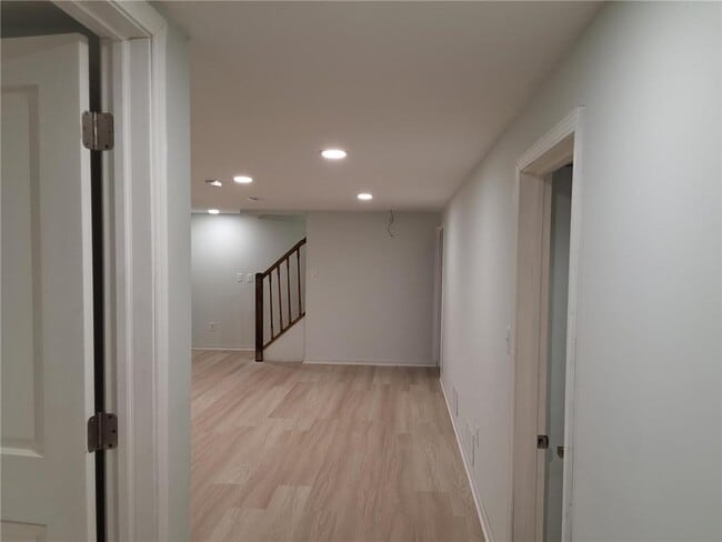 7632 Scott Ave N in Minneapolis, MN - Building Photo - Building Photo