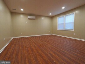 710 N York Rd in Willow Grove, PA - Building Photo