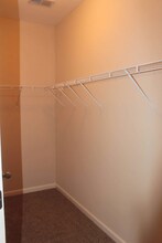 2764 Red Clover Ln in Lexington, KY - Foto de edificio - Building Photo