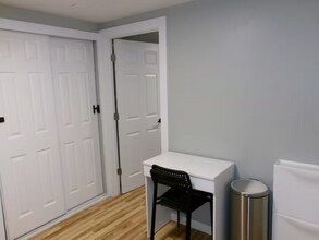 17904 1st Ave NE in Shoreline, WA - Building Photo - Building Photo