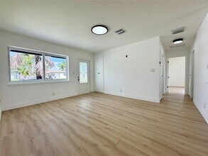 1008 Mango Isle in Fort Lauderdale, FL - Building Photo - Building Photo