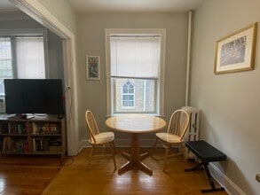1303 Elmwood Ave in Evanston, IL - Building Photo - Building Photo