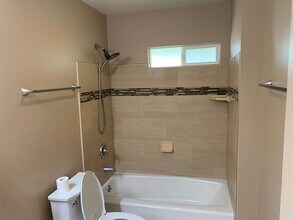 1022 E Erna Ave in La Habra, CA - Building Photo - Building Photo