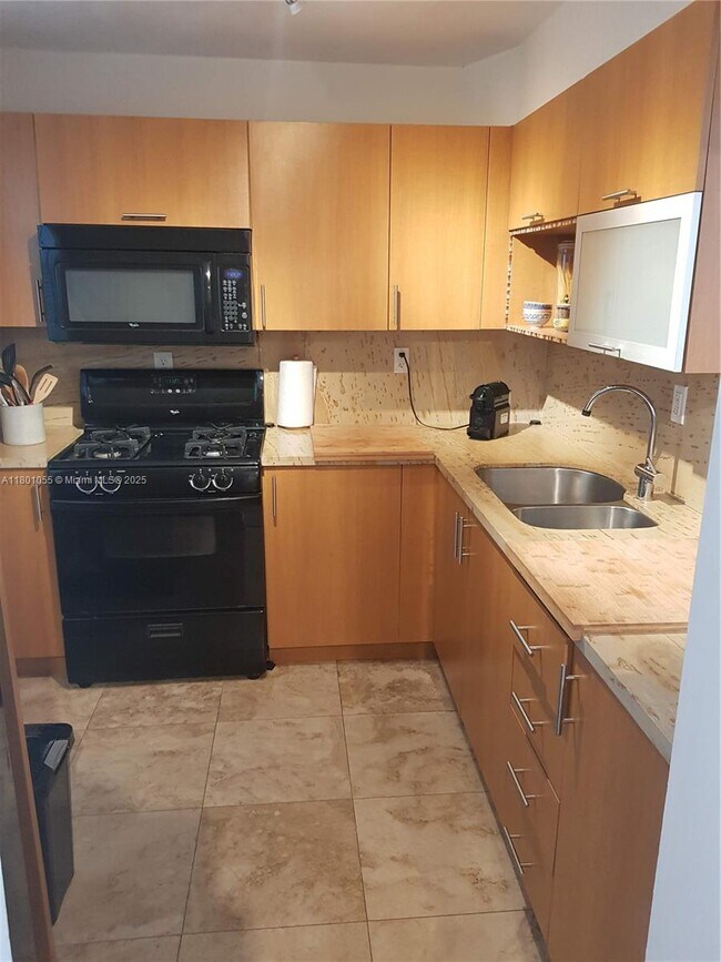 property at 720 Collins Ave