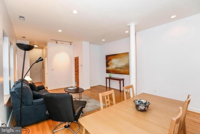 1427 Chapin St NW in Washington, DC - Building Photo - Building Photo