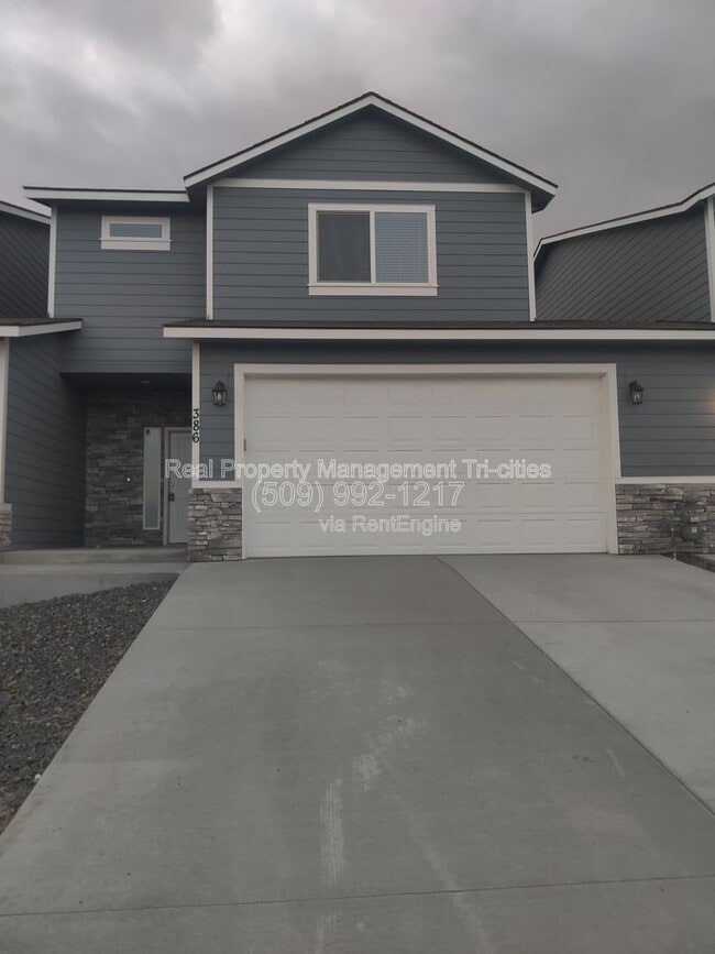 property at 386 Bedrock Loop