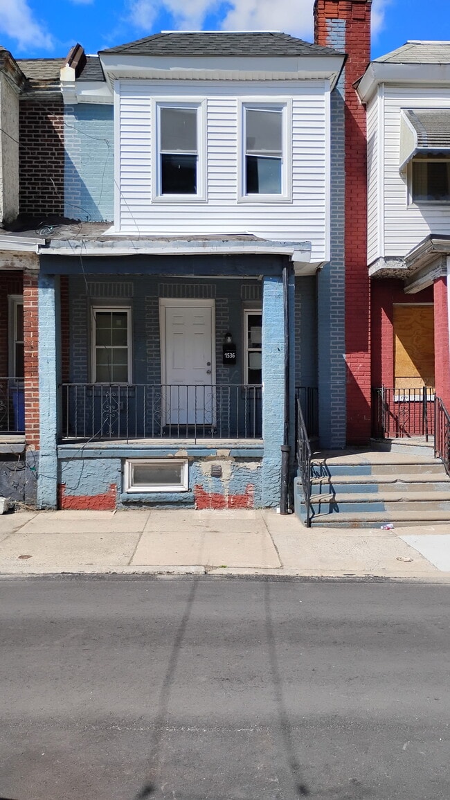 property at 1536 S Napa St