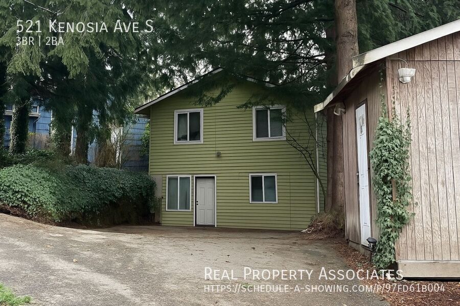 521 Kenosia Ave S in Kent, WA - Foto de edificio