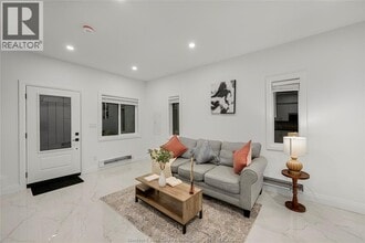 663 Alexandrine St in Windsor, ON - Building Photo - Building Photo