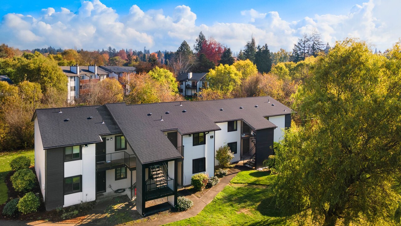 West on Murray Apartments in Beaverton, OR - Building Photo