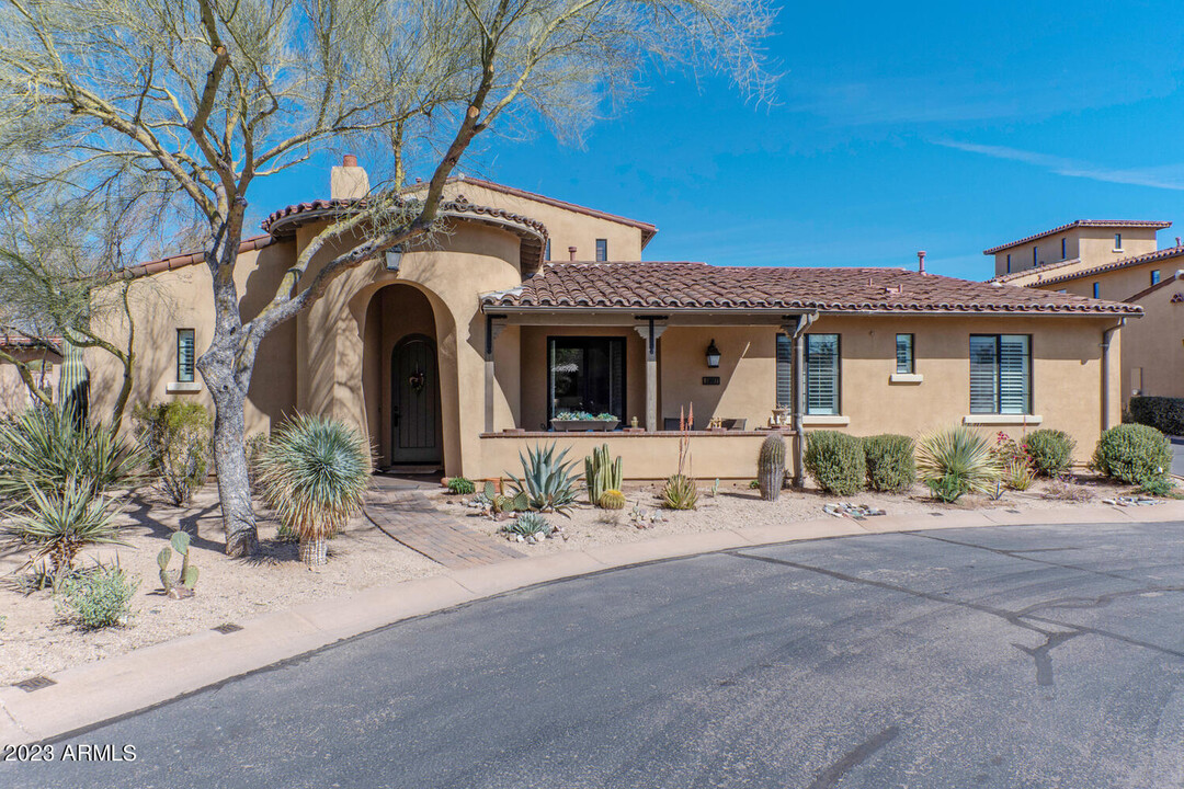 20704 N 90th Pl in Scottsdale, AZ - Foto de edificio