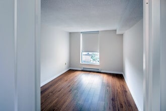 Prince William Apartments in Belleville, ON - Building Photo - Building Photo