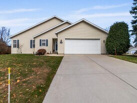 6306 Vicksburg Rd in Madison, WI - Building Photo