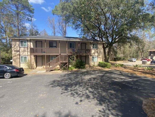 2150 Corinne St in Tallahassee, FL - Building Photo - Building Photo