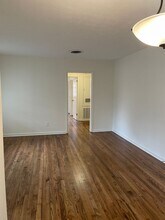 Cute and Newly Renovated Brick One Level H in Auburn, AL - Building Photo - Building Photo