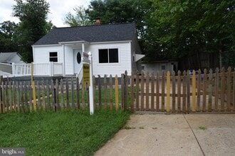 12323 DEWEY in Silver Spring, MD - Building Photo - Building Photo