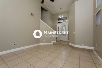 10729 Satinwood Cir in Orlando, FL - Building Photo - Building Photo