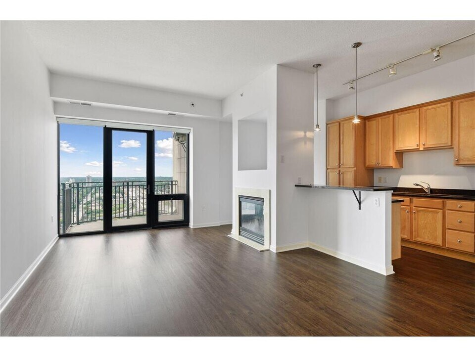 500 E Grant St-Unit -2405 in Minneapolis, MN - Building Photo
