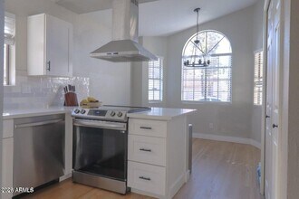 113 S Ocean Dr in Gilbert, AZ - Building Photo - Building Photo