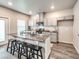 The Villas at Pennbrooke in Oklahoma City, OK - Building Photo