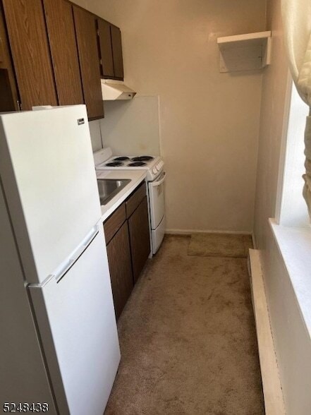 52 Center St in Bloomsbury, NJ - Building Photo - Building Photo