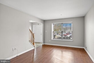 1505 Beacon Hill Dr in Gloucester Township, NJ - Building Photo - Building Photo