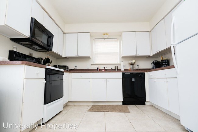 3655 Willow Run Dr in Toledo, OH - Building Photo - Building Photo