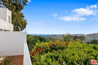 29221 Heathercliff Rd in Malibu, CA - Foto de edificio - Building Photo