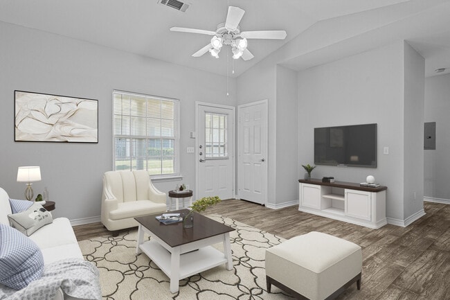 Creekside Village in Edmond, OK - Building Photo - Building Photo
