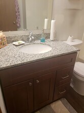 1800 Riverwood Dr, Unit 224 in Burnsville, MN - Building Photo - Building Photo