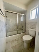 922 NW 106th Avenue Cir, Unit 922 in Miami, FL - Building Photo - Building Photo