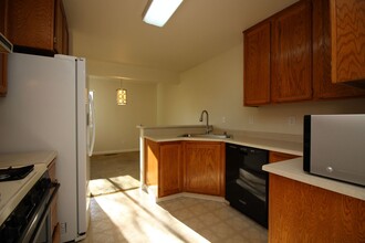 3 Meridian Cir in Rohnert Park, CA - Building Photo - Building Photo