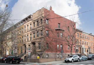 112 Mercer St in Jersey City, NJ - Building Photo - Building Photo