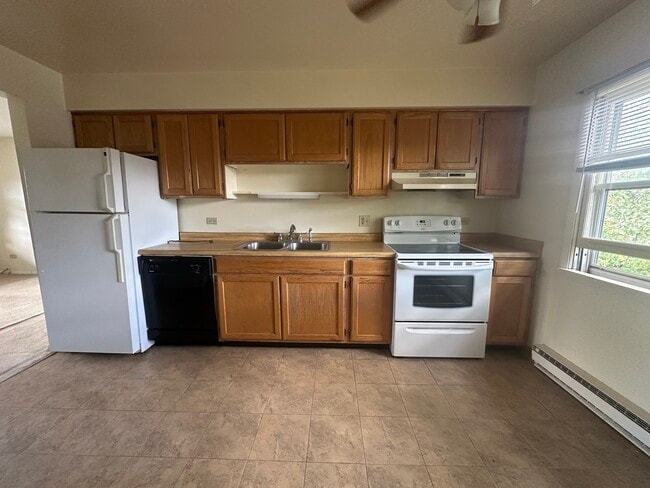 1235 Columbia St in Crete, IL - Building Photo - Building Photo