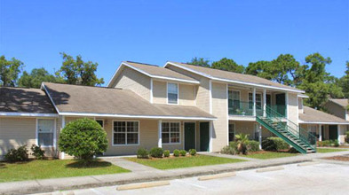 Ivy Chase Apartments in Hudson, FL - Building Photo - Building Photo