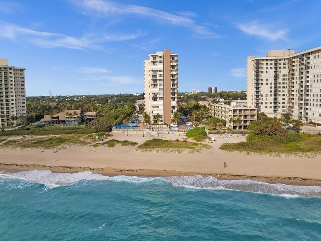 2000 S Ocean Blvd, Unit 4C in Pompano Beach, FL - Foto de edificio - Building Photo
