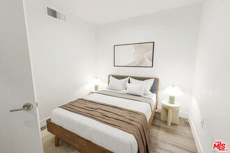 200 N Vermont Ave in Los Angeles, CA - Building Photo - Building Photo