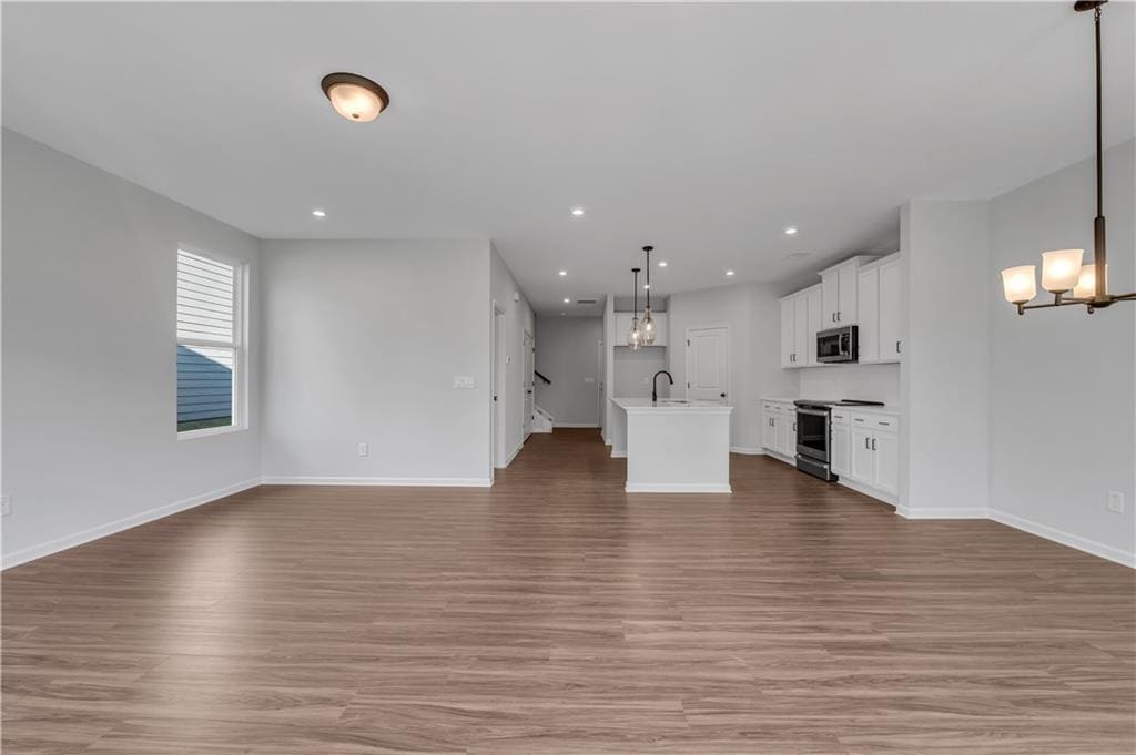 869 York Aly in Acworth, GA - Building Photo