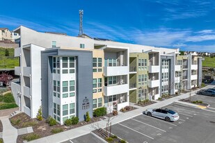 The Landing at Wildflower Station in Antioch, CA - Building Photo