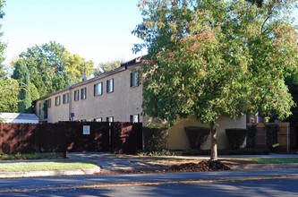 2309 G St in Sacramento, CA - Building Photo - Building Photo