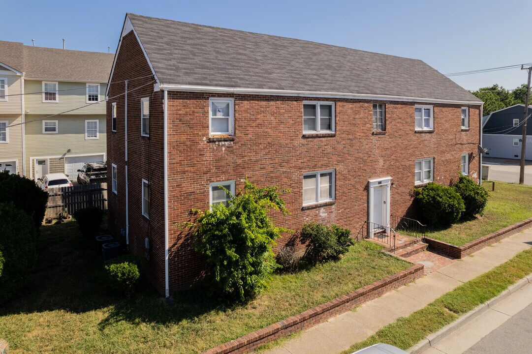 9637 Cape View Ave in Norfolk, VA - Building Photo