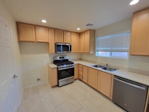 2728 Brighton St in Imperial, CA - Building Photo - Building Photo