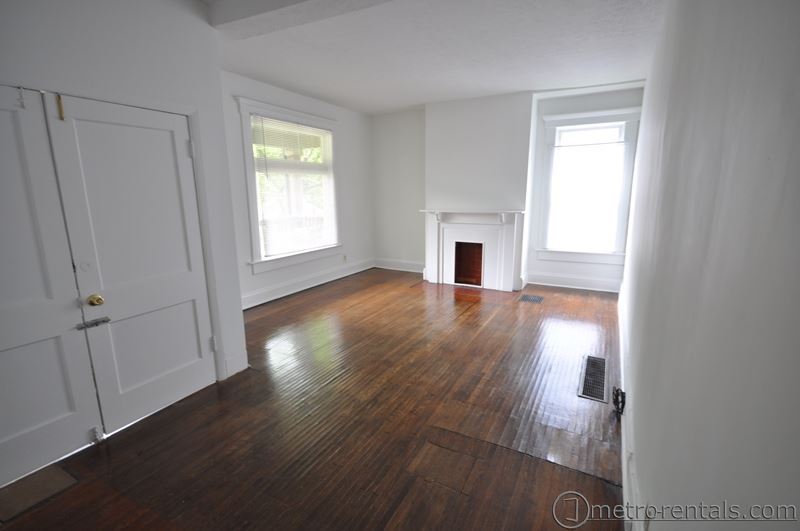 399 E Oakland Ave, Unit 399 in Columbus, OH - Foto de edificio