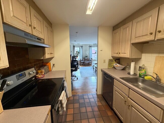 103 Gainsborough St in Boston, MA - Building Photo - Building Photo