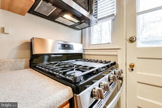 5809 Mt Vernon Dr in Alexandria, VA - Building Photo - Building Photo