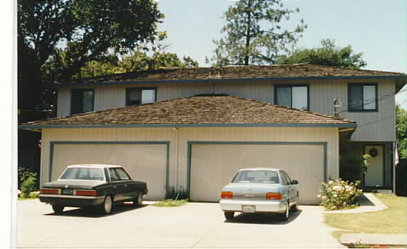 1619 S 5th St in Concord, CA - Foto de edificio - Building Photo