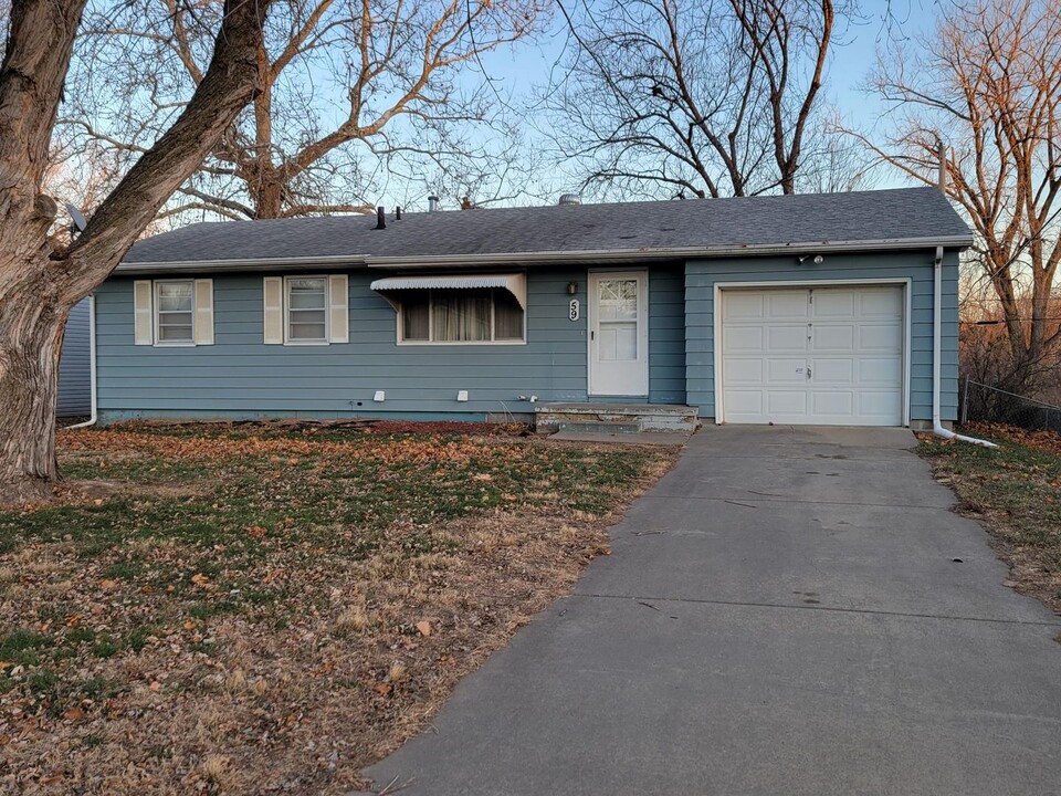 59 Wenwood Cir in Council Bluffs, IA - Building Photo