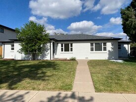 2212 Perry St, Unit 2212 in Denver, CO - Building Photo