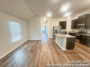 6235 Willow Point Blvd in San Antonio, TX - Building Photo - Building Photo