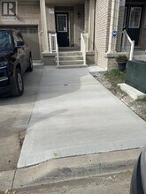 22 Goulston St in Brampton, ON - Building Photo - Building Photo